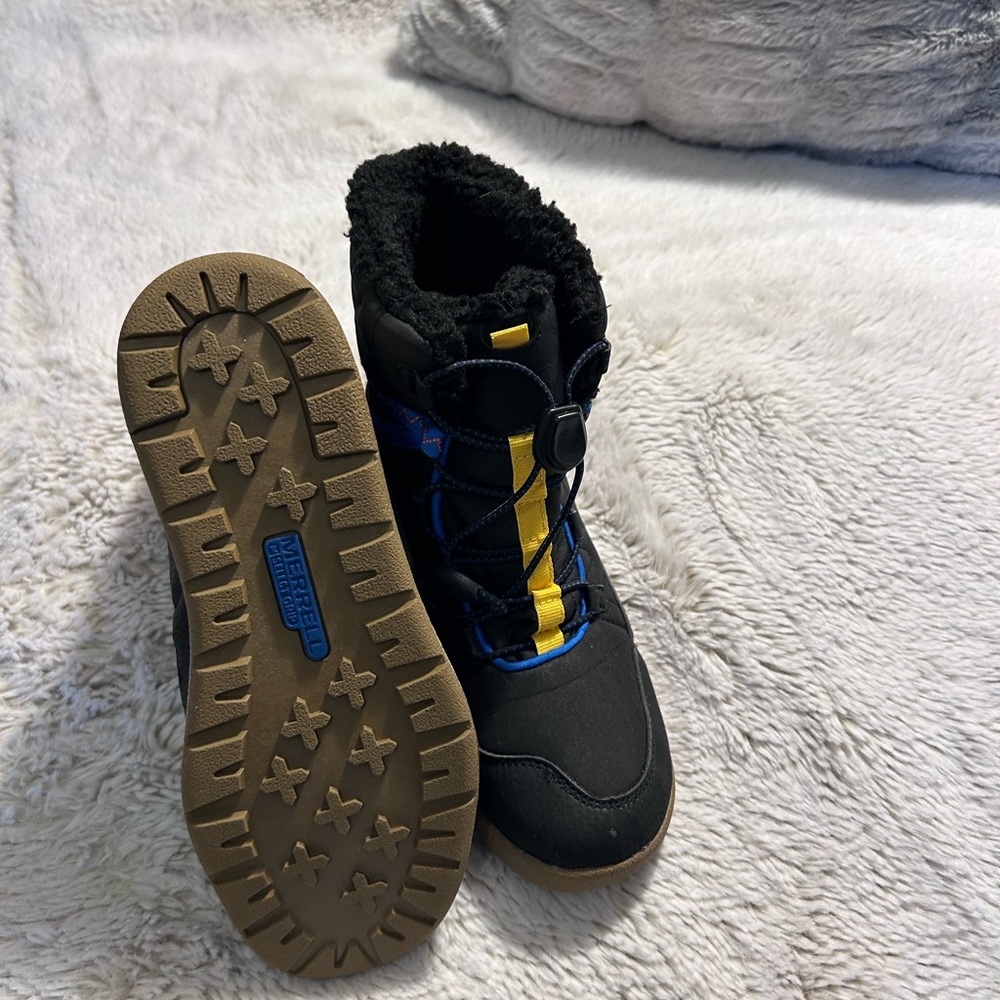 Merrell Kids Black and Blue Rain & Snow Boots size 4 - Picture 6 of 9